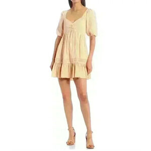 Gianni Bini Size 2 Puff Sleeve Mini Dress in Champagne